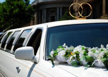 Eleganz auf vier Rädern: Der ultimative Guide zum Mieten eines Hochzeitsautos