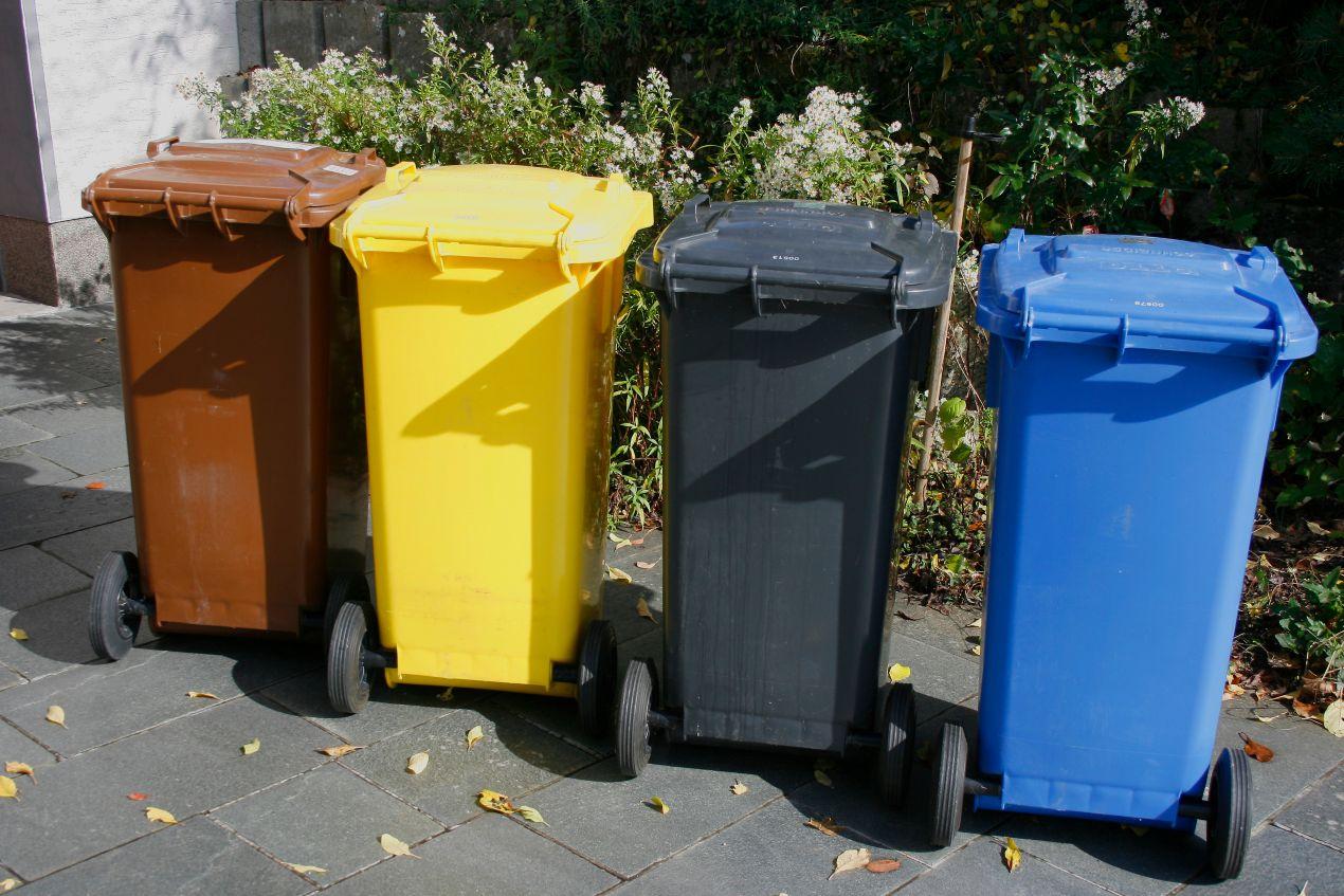 muelltonnenbox metall alternative zu offenen muelltonnen in verschiedenen farben